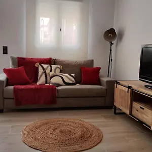 Casa Fotostudi37 , Deltebre España