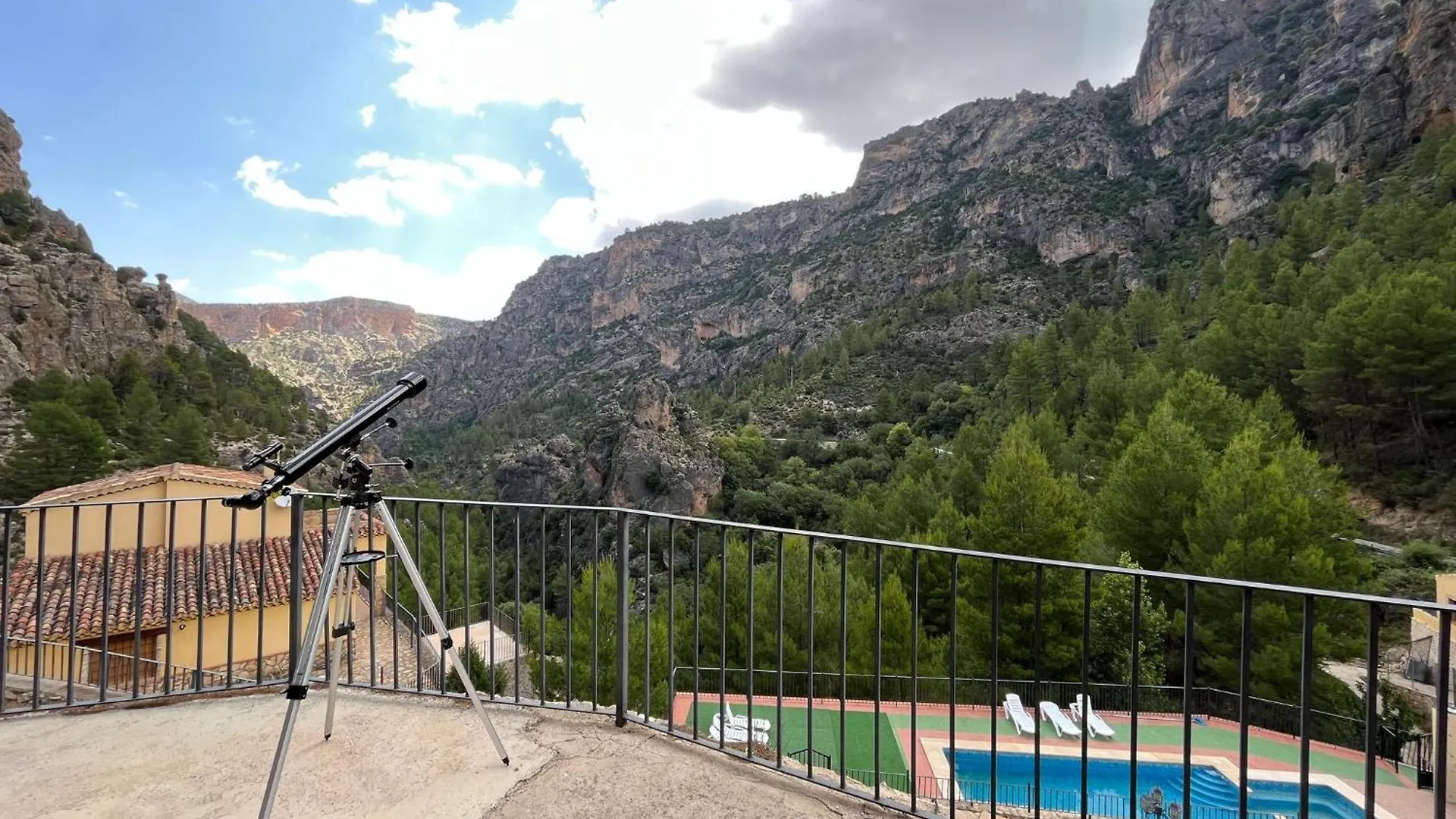 Casas Rurales Mirador Del Rio Zumeta Santiago de la Espada Spain